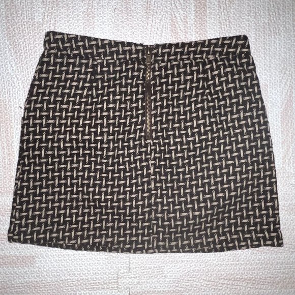 Dark Brown and Tan Mini Skirt with Back Zipper - Picture 3 of 4